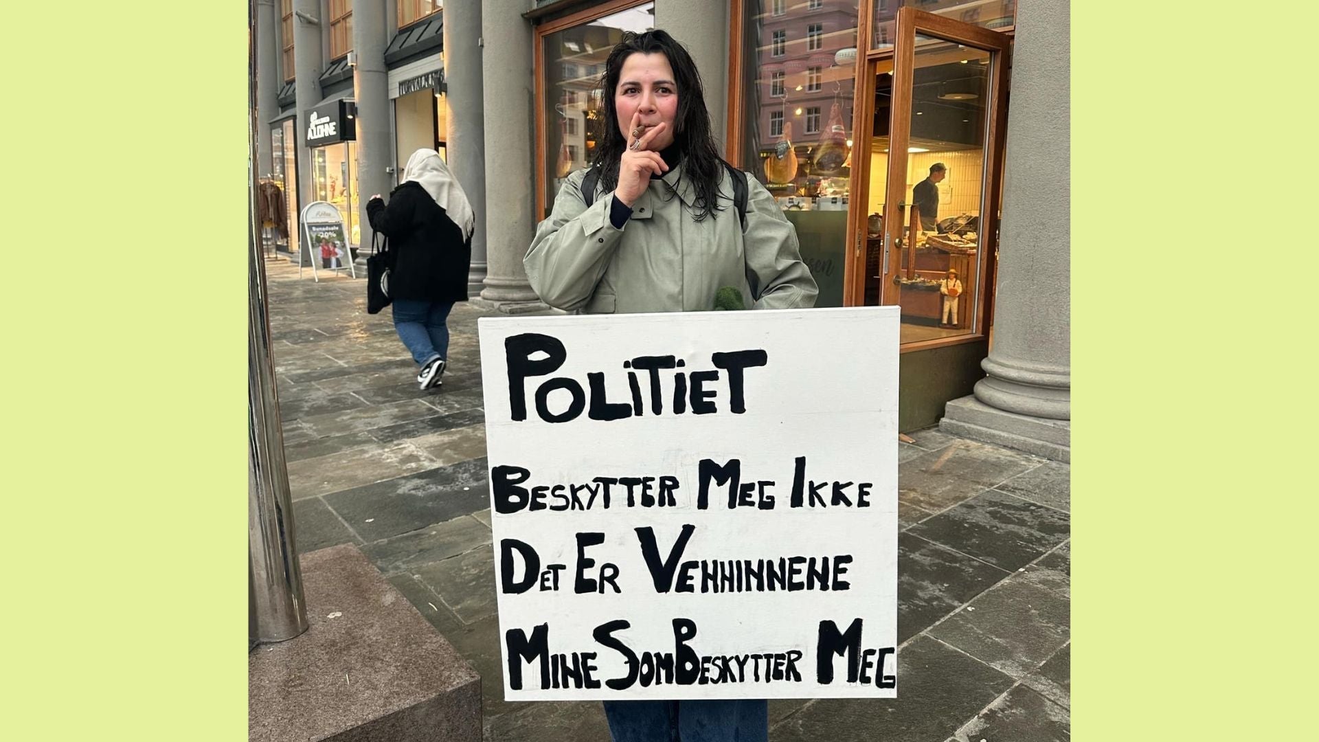 Møt elevane frå forfattarskulen - Roxana Thuestad